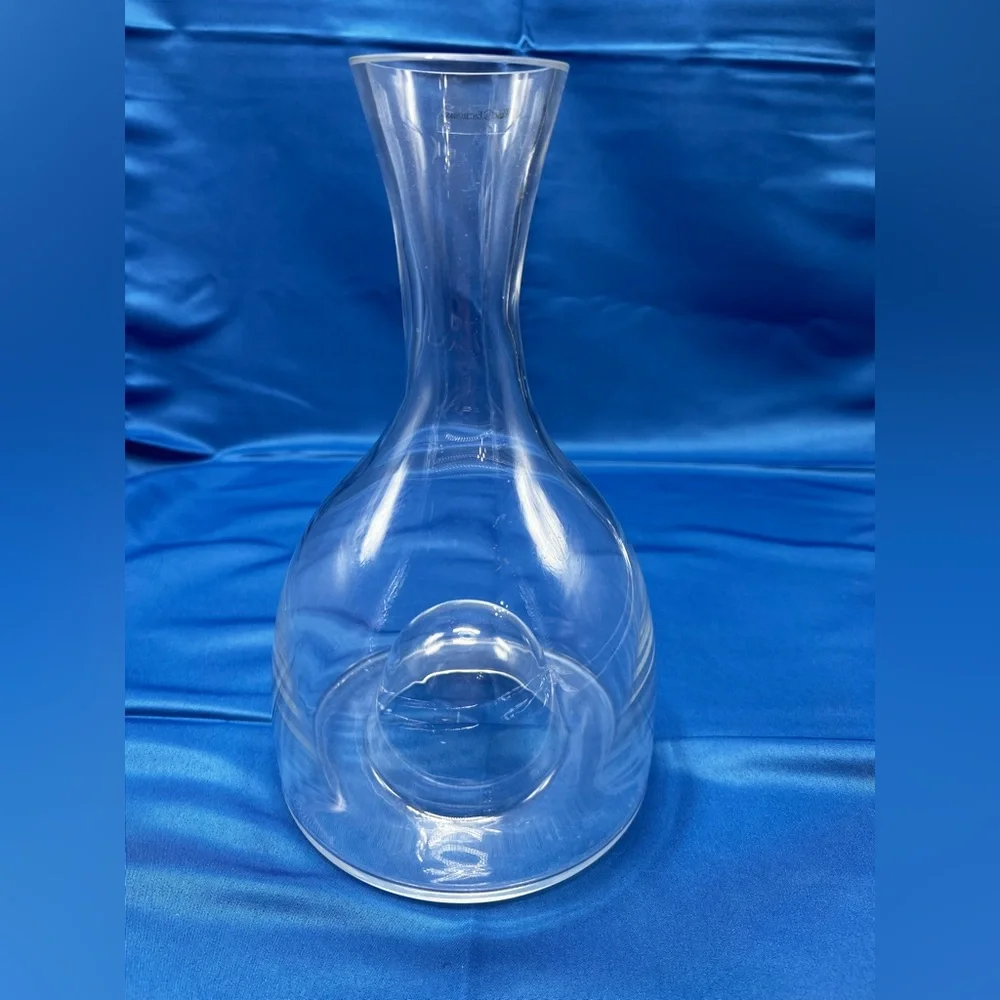 Wine Enthusiast Visual Wine Decanter